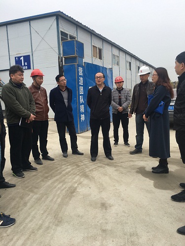 冯炼副校长进行基建项目开学巡视1.jpg 冯炼副校长进行基建项目开学巡视1.jpg